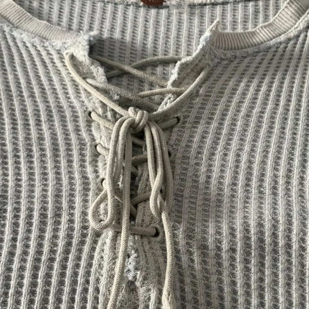 FP one size medium free people Women's Sage Green Lace-Up short sleeve puff top